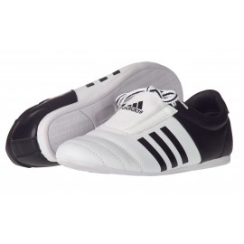 Chaussures d'entraînement Adidas