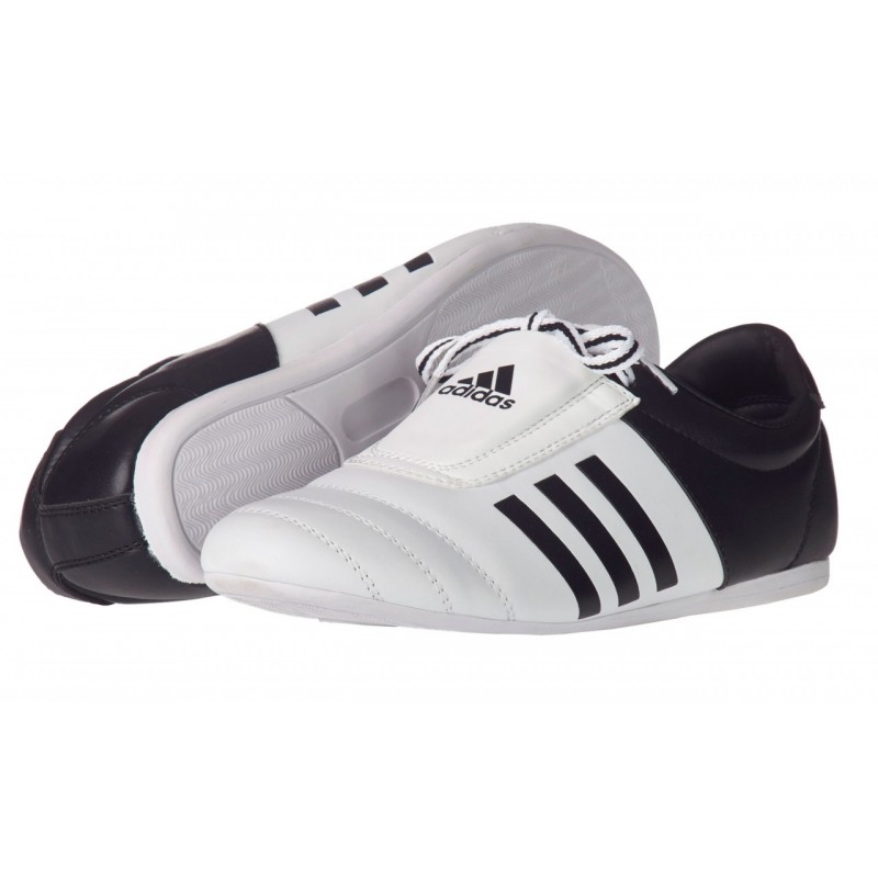 ADI KICK ADIDAS TRAININGSSCHUHE