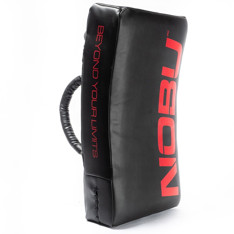 Kick Schild "BLOODY" Noir/Rouge Nobu Athletics Kick Schild "BLOODY" Noir/Rouge Nobu Athletics