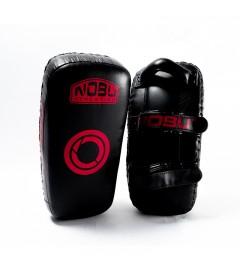 Paos Kick Pad "BLOODY" Schwarz/Rot Nobu Athletics