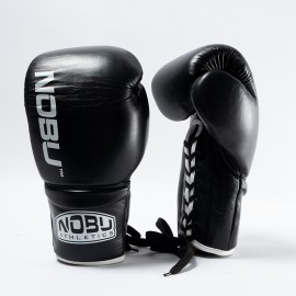 Gants de Boxe PRO avec lacets Noir/Blanc Nobu Athletics